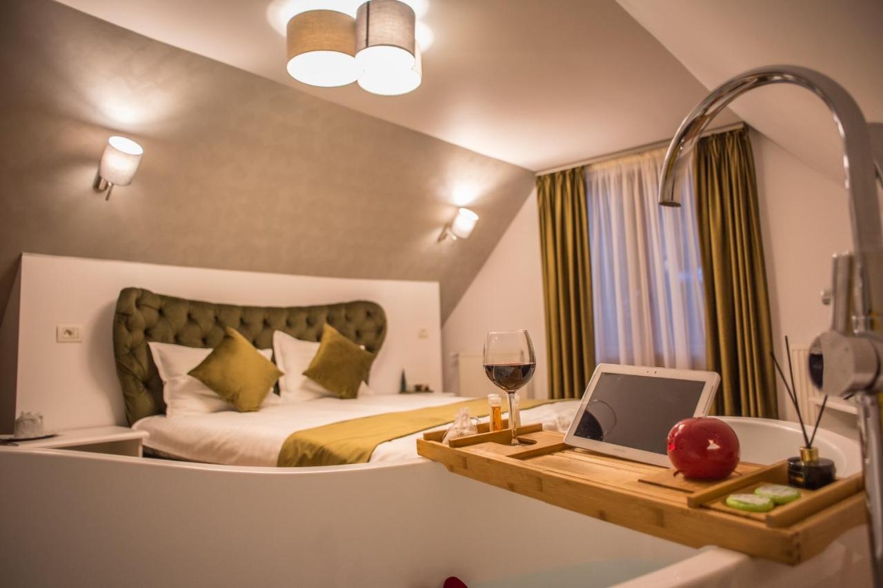 Boga Rooms Sinaia Ngoại thất bức ảnh